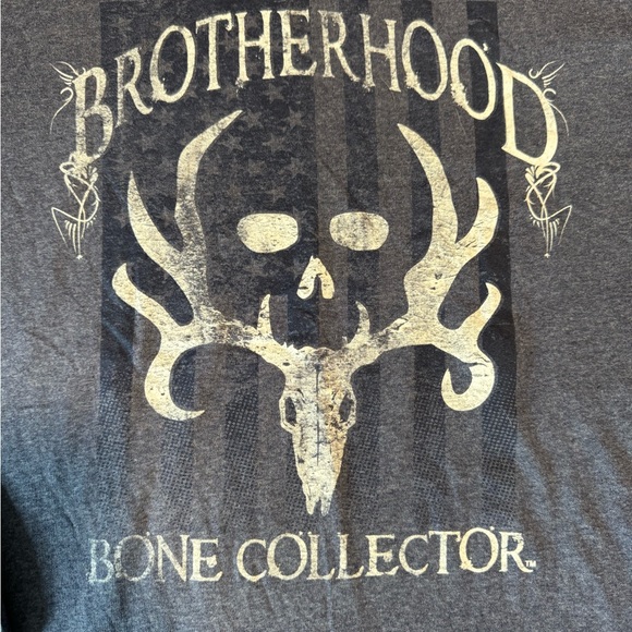 Men’s Bone Collector long sleeve T, XXL like new condition. - Picture 2 of 3